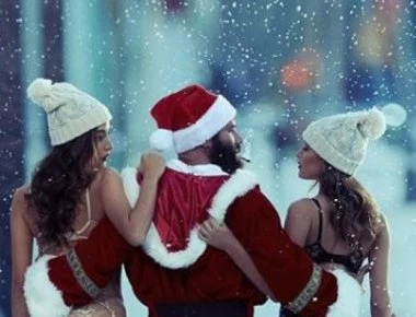 Το χριστουγεννιάτικο video του Dan Bilzerian θα σας ανάψει για τα καλά! (βίντεο)